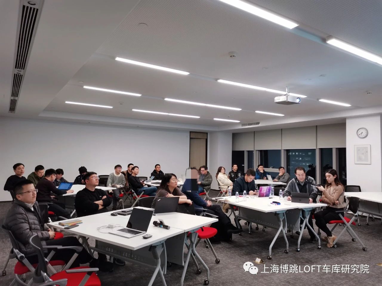 怒江杭州LOFT车库专题会